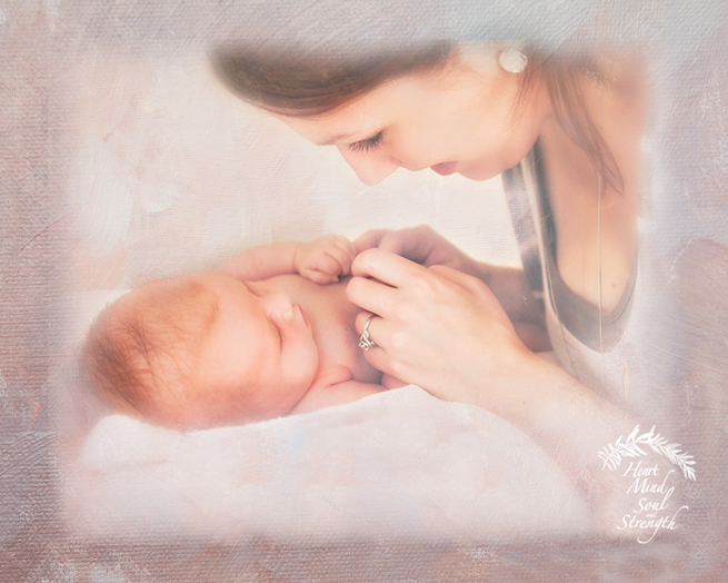 gentle-touch-portraits-mother-love