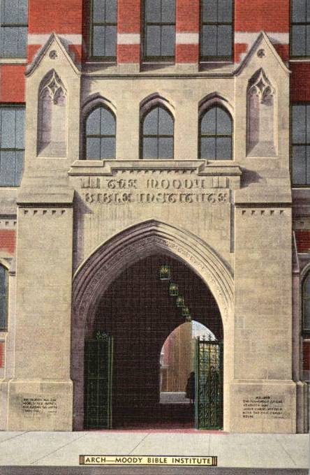 postcard-chicago-moody-bible-institute-153-institute-place-arch-entrance-built-1938